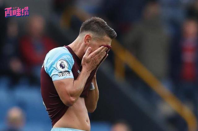 世俱杯时间-塞尔维亚队后卫因红牌被罚，球队欲改变阵容的简单介绍