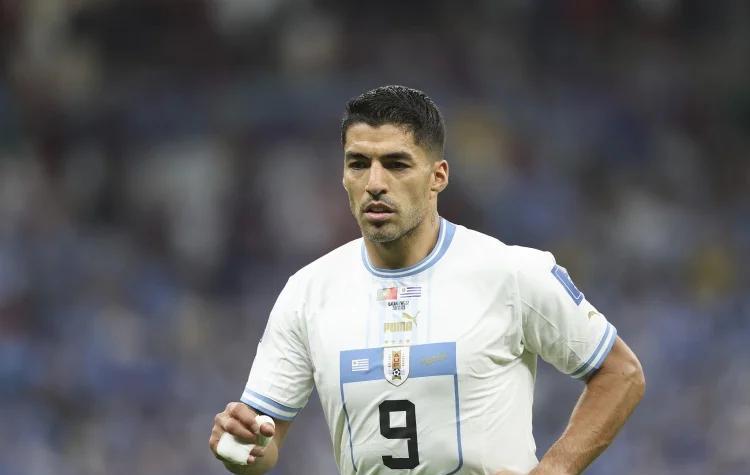 苏亚雷斯梅开二度助乌拉圭晋级欧锦赛半决赛的简单介绍