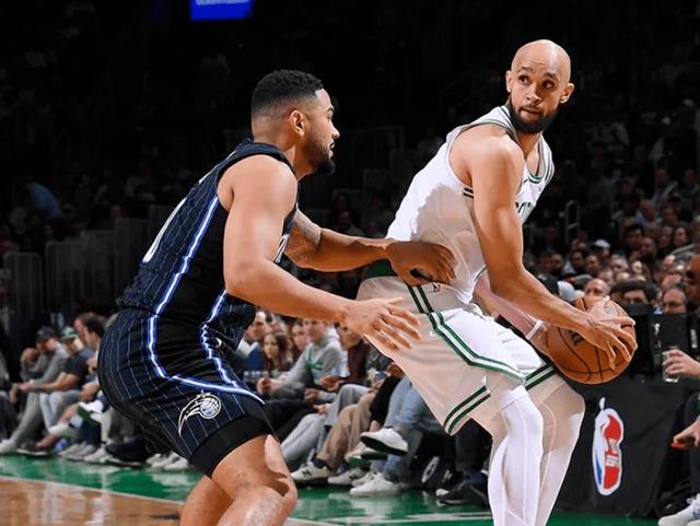 世俱杯决赛-包含广州富力士气高涨，主场大捷绝杀对手，积分榜排名大幅攀升的词条