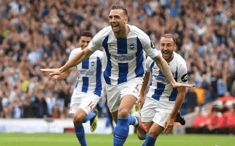 包含广州富力士气高涨，主场大捷绝杀对手，积分榜排名大幅攀升的词条