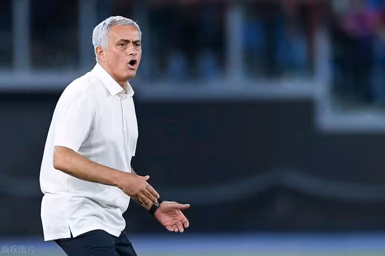 世俱杯奖金-罗马队员们用实力碾压对手，取得胜利