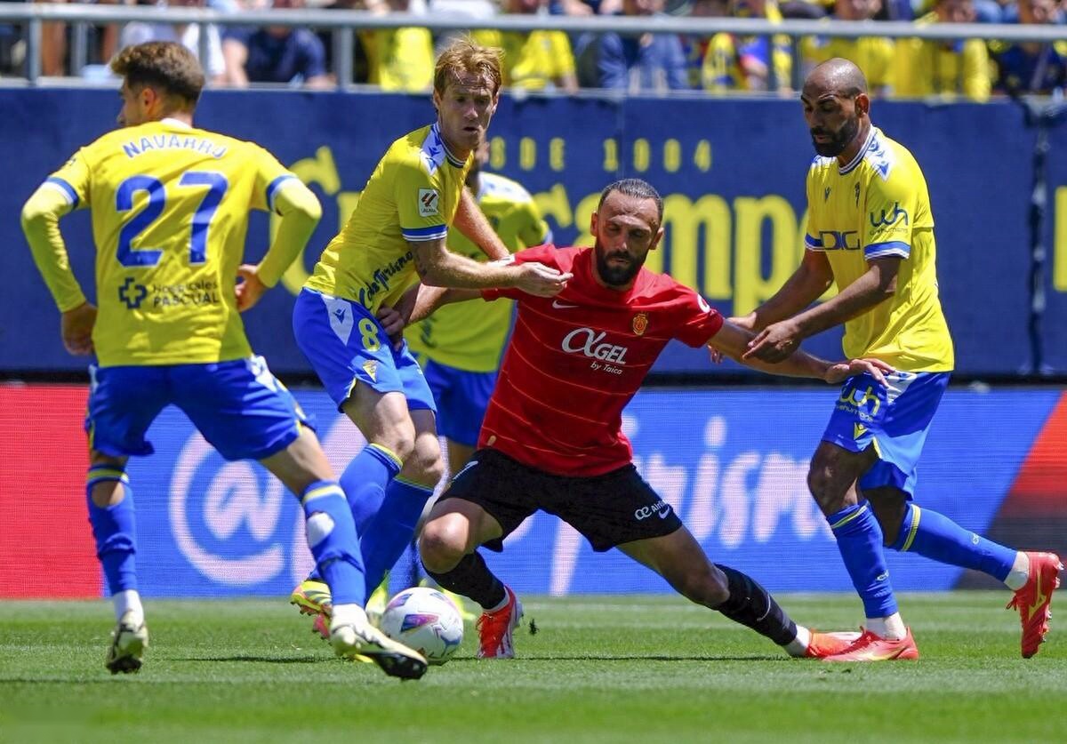 圣埃蒂安大胜卡昂，保级压力减轻的简单介绍