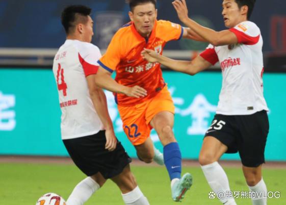 两支对手在激烈角逐中展现技巧