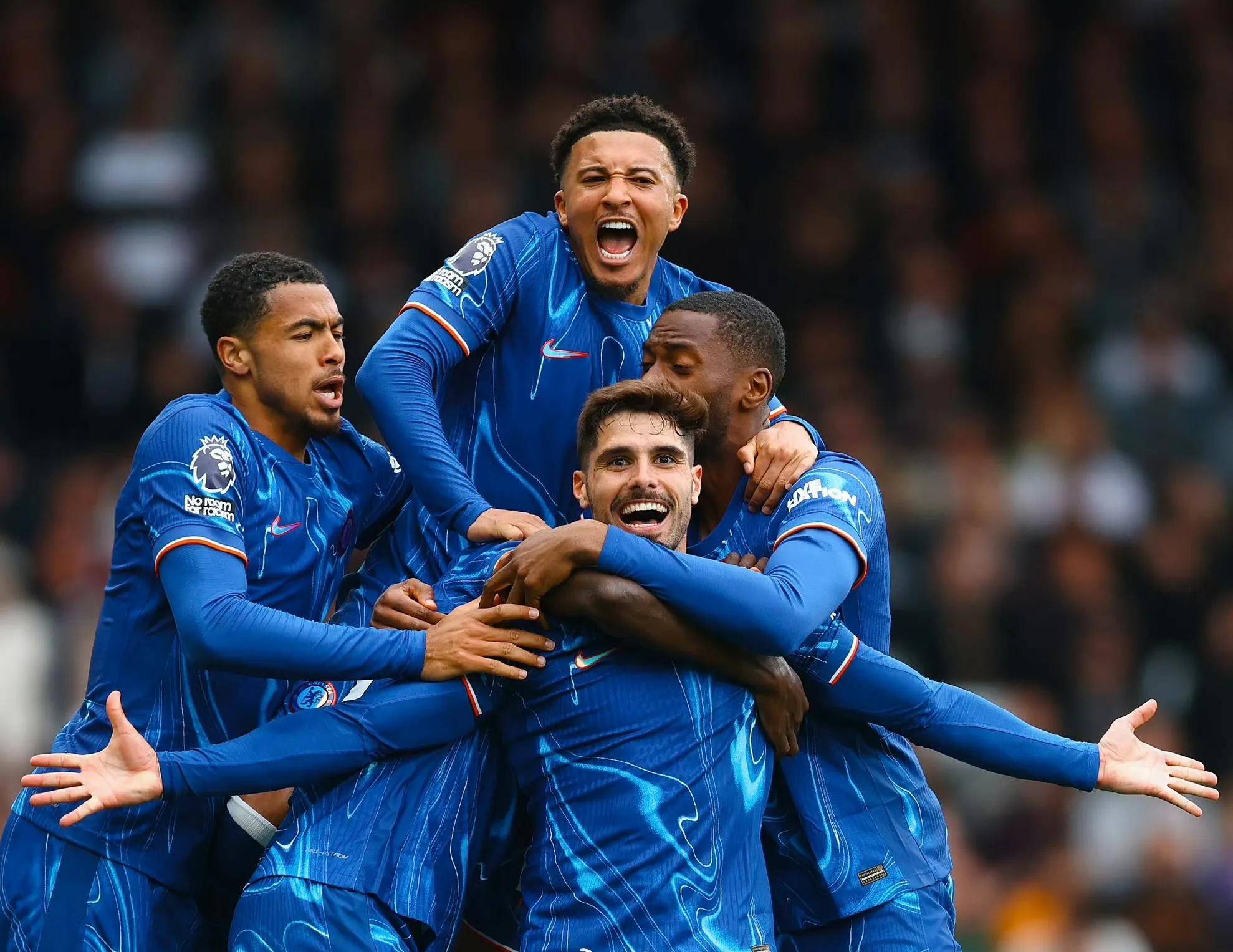 包含切尔西连扳两球战平AC米兰晋级欧冠的词条