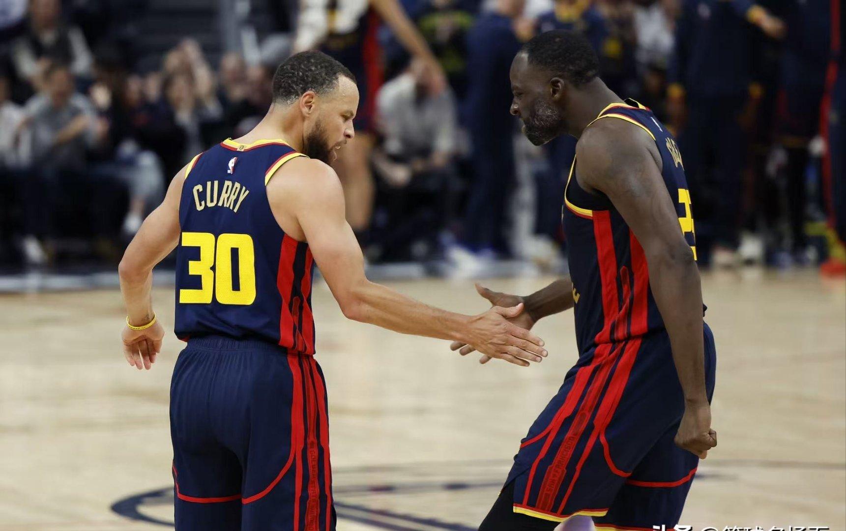 球队战绩起伏不定，形势扑朔迷离难以预测的简单介绍