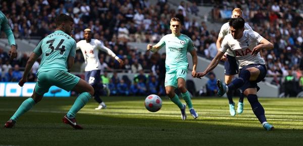 世俱杯官网-拉科鲁尼亚主场落败，寻求反思改进