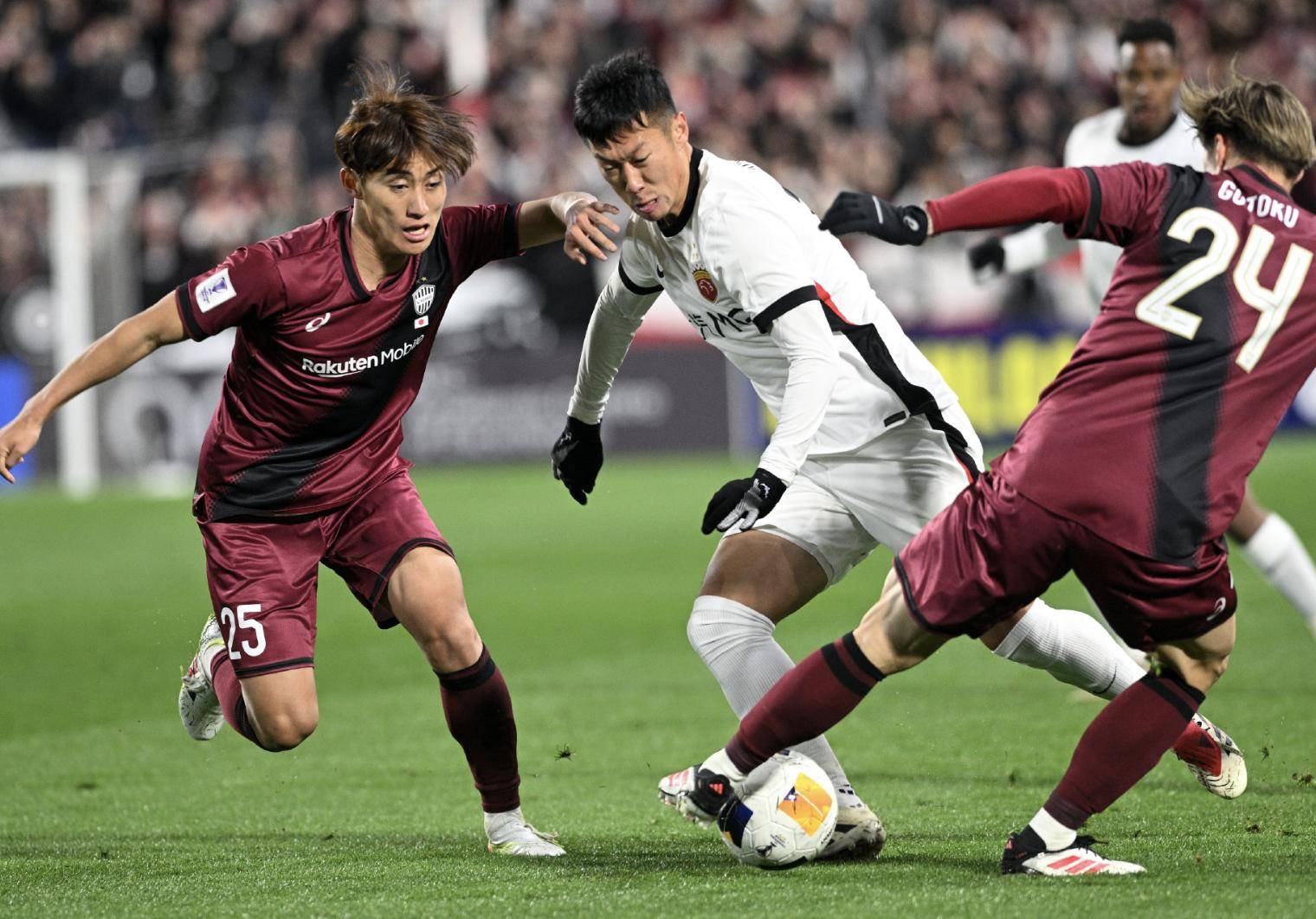 上港主场胜出，轻松拿下三分宝贵积分