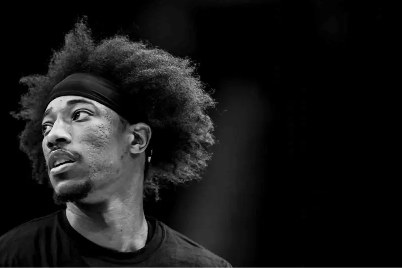 世俱杯直播-热火遭遇马刺逆转，德罗赞发威