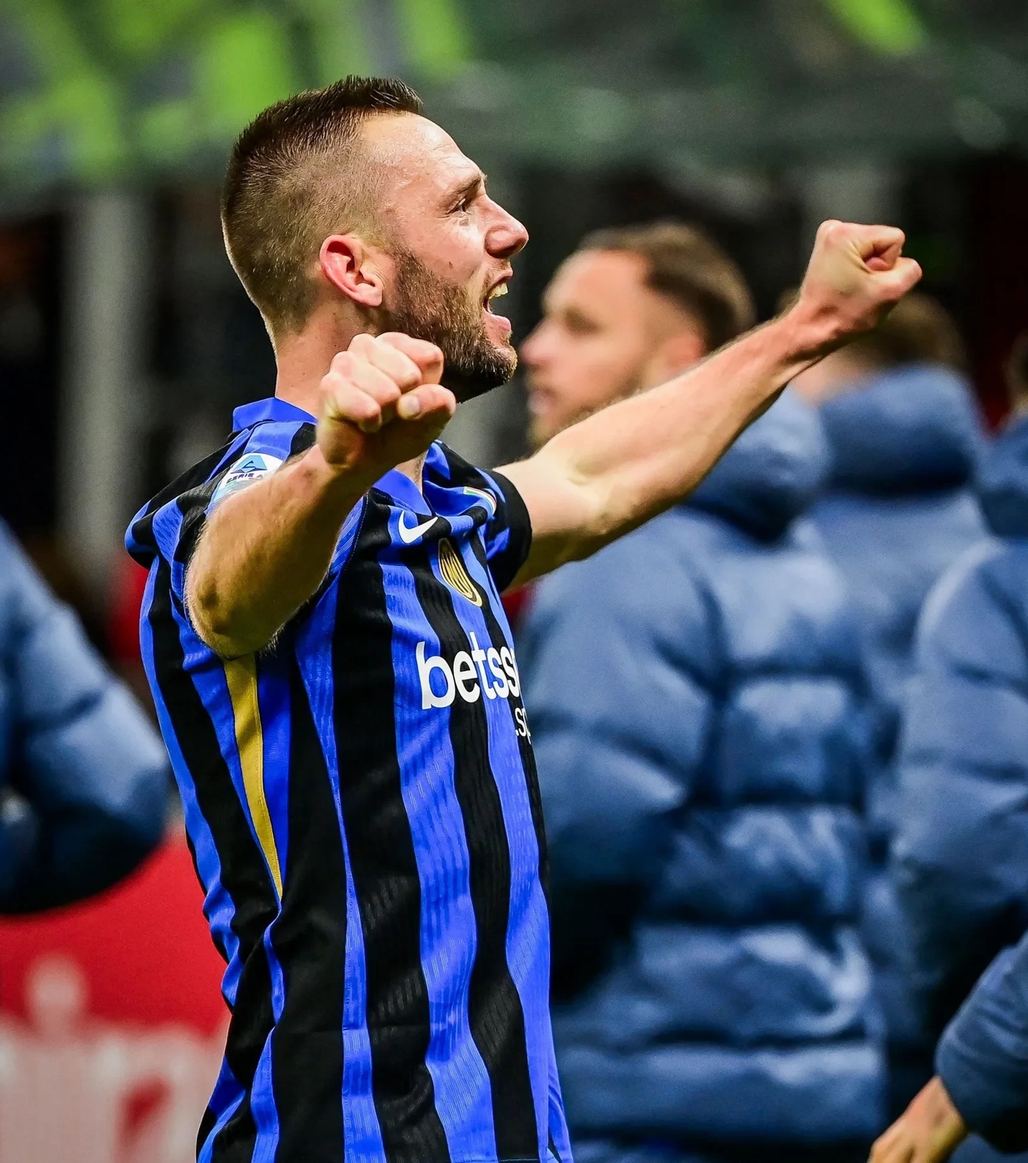 世俱杯冠军-包含争议判罚！AC米兰苦吞阿特兰大败绩，主帅发怒指责裁判的词条