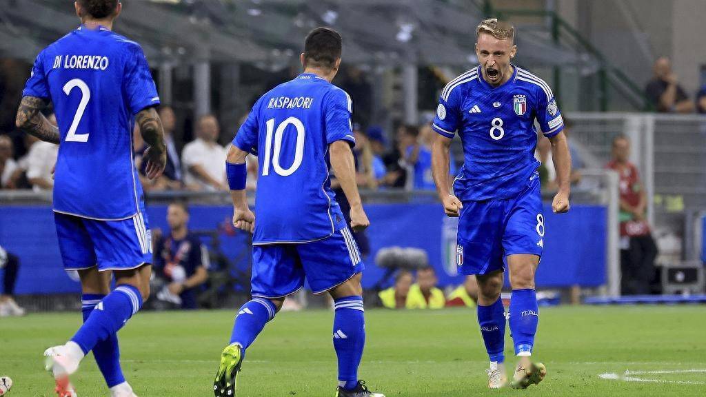 瑞典客场战胜罗马尼亚，欧预赛积分榜领先