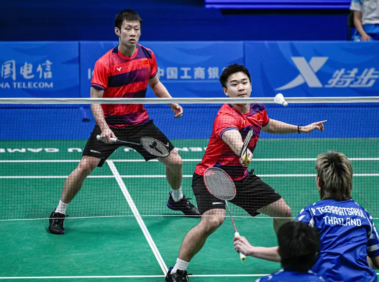 足羽球充挑平告败领队调然法乐对的简单介绍