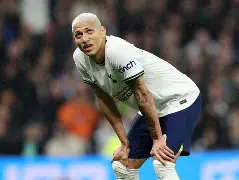 世俱杯时间-包含理查迪森缺席比赛，圣埃蒂安表现蒙羞的词条