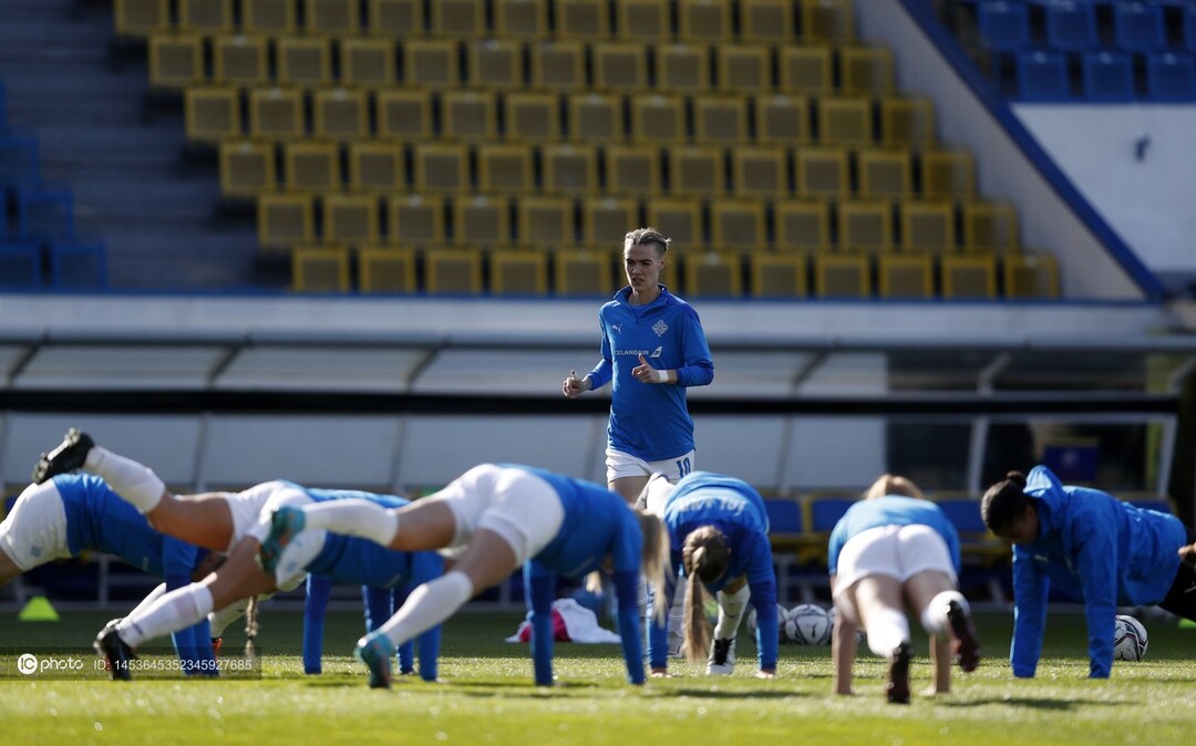 冰岛女足击败意大利，挺进女子世界杯四强
