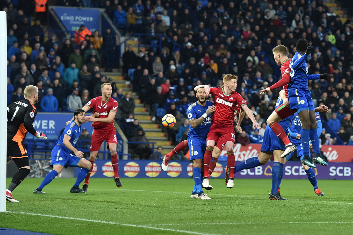 世俱杯-埃瓦尔客场大胜，连胜势头持续上升