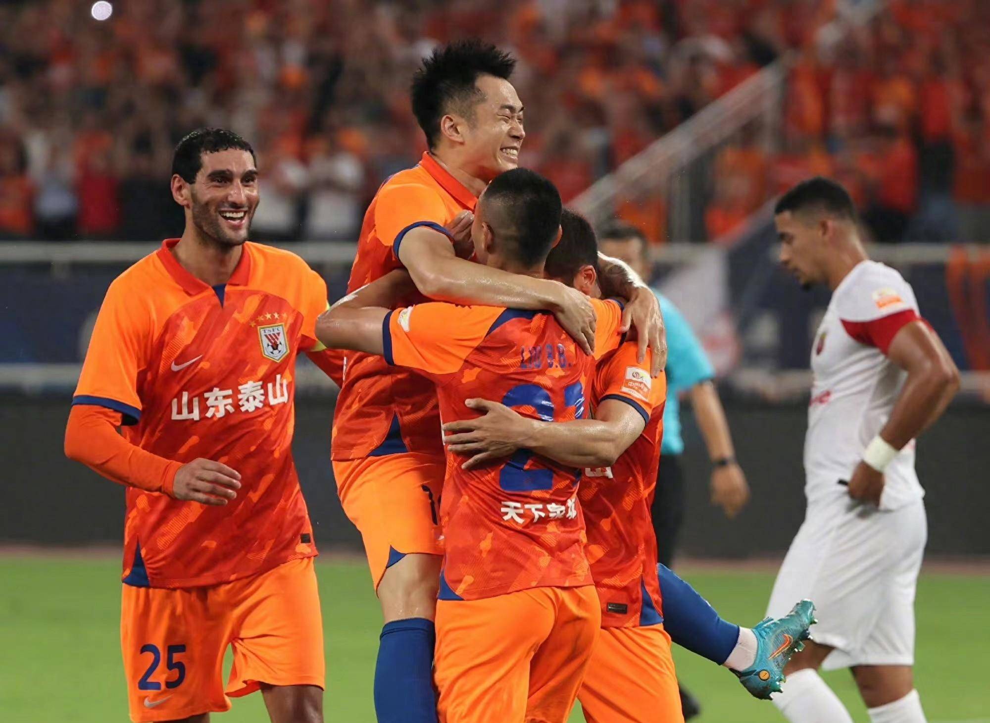 广岛三箭力克对手，晋级亚冠决赛