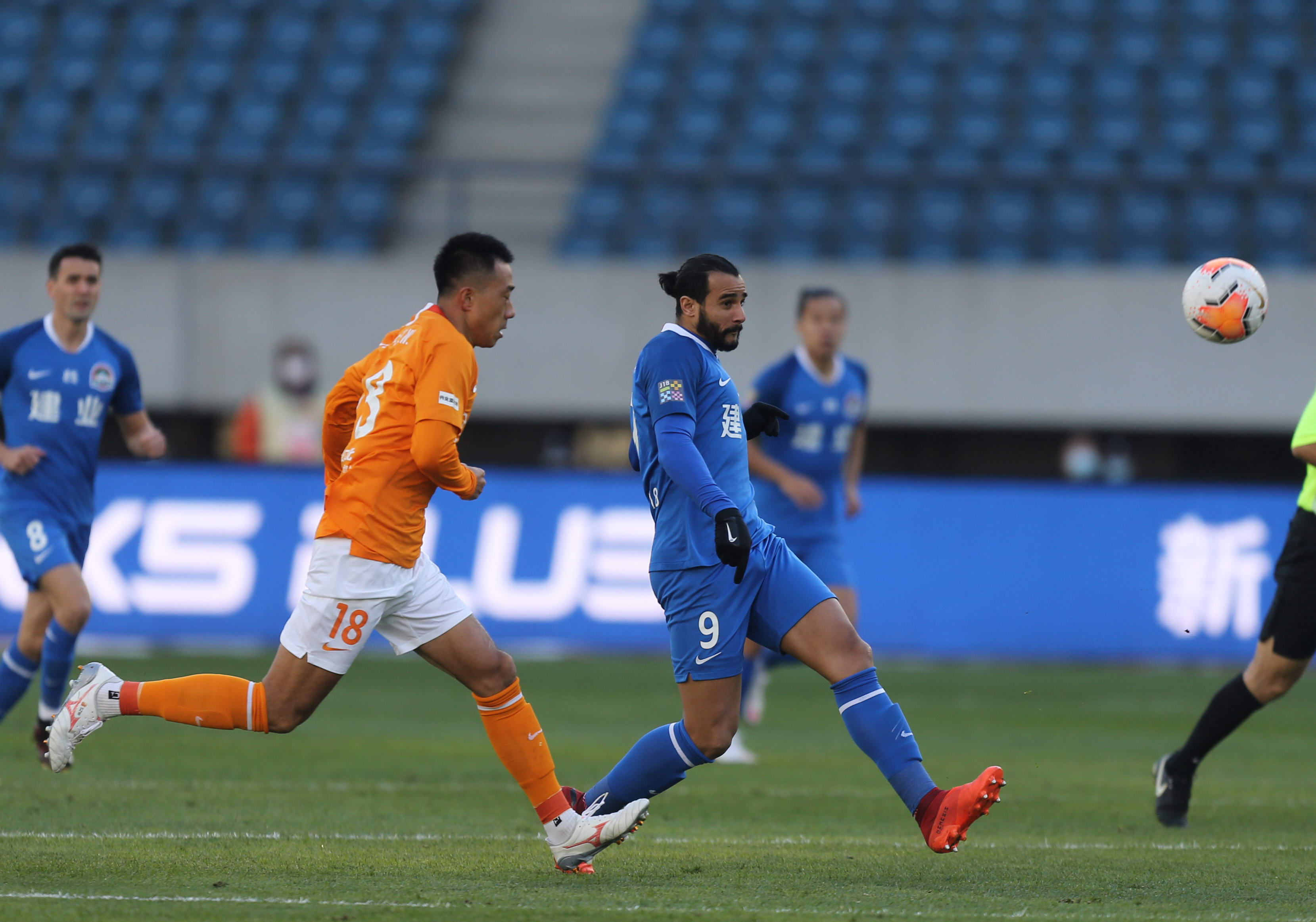 世俱杯官网-武汉卓尔迎战河南建业，主场喜获胜利的简单介绍