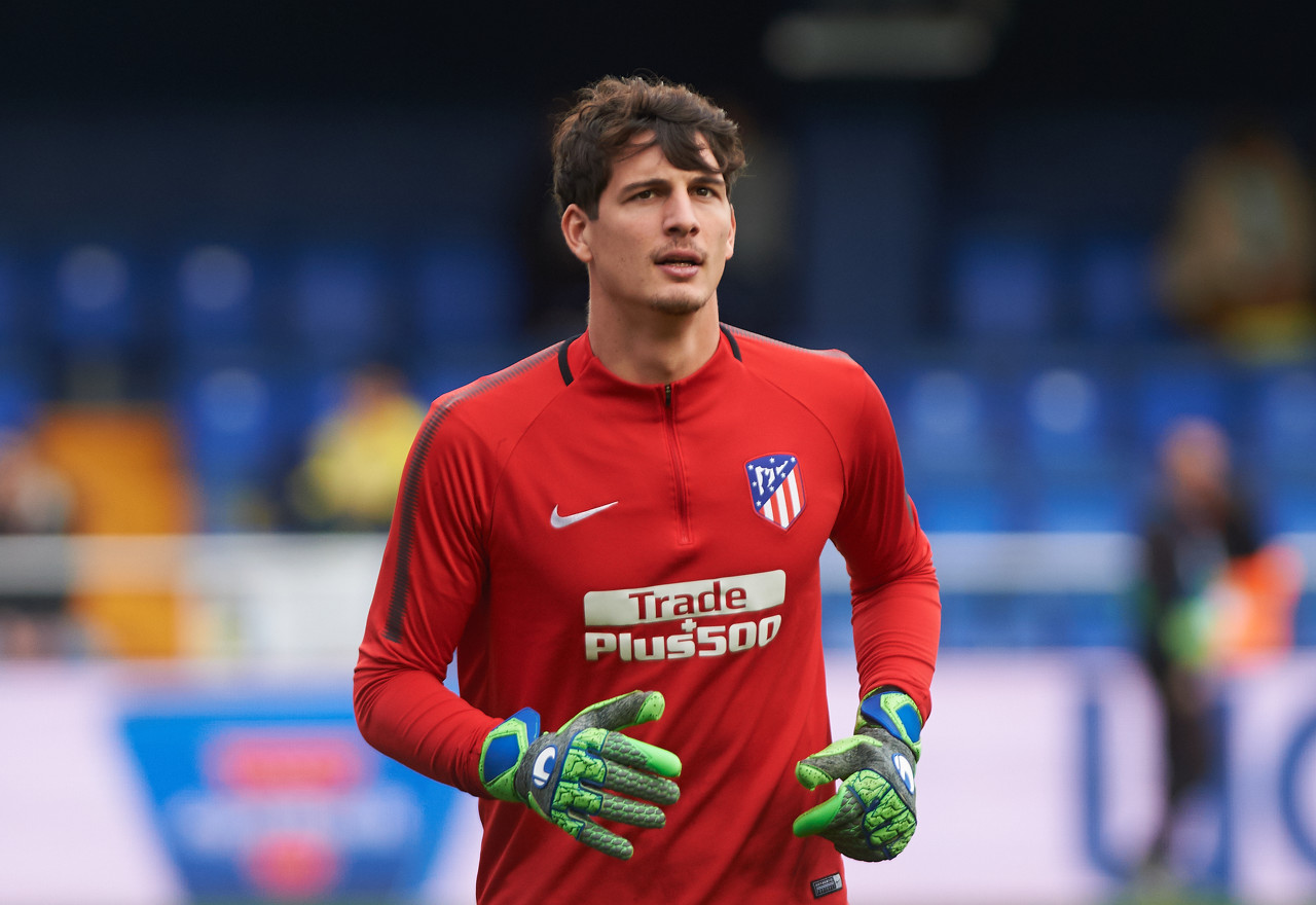 稳操胜券：马德里竞技新季门将发挥出色