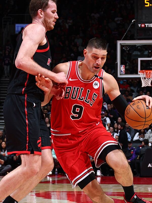 公牛输给爵士，拉文22分无效