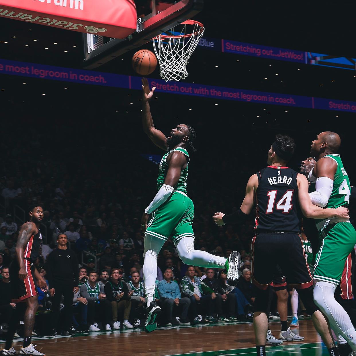 世俱杯2025-凯尔特人队击败热火队，继续领先东部