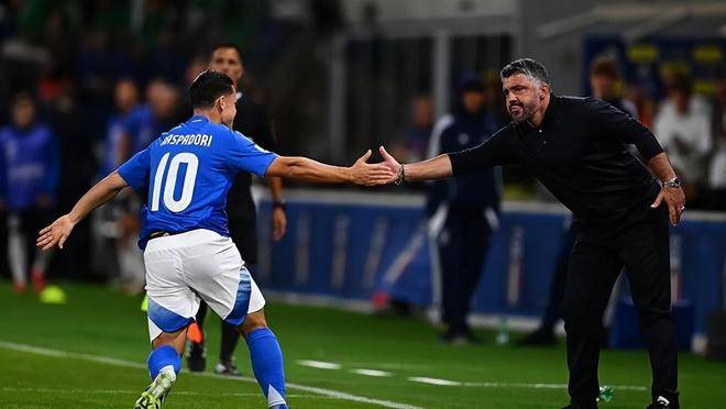 爱沙尼亚铁杉客场获胜，锋线火热