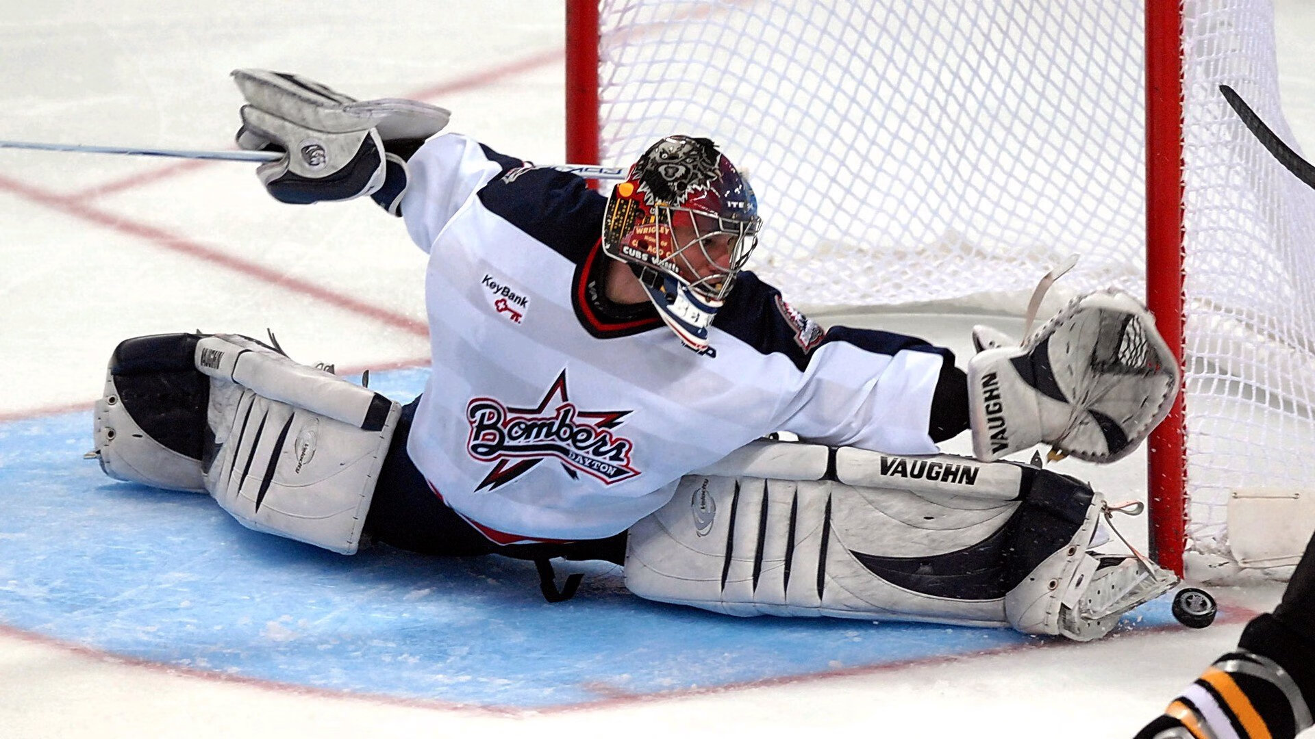 湖人双核驱动诠释客场统治力，利拉德第三节惊天逆转成胜负手