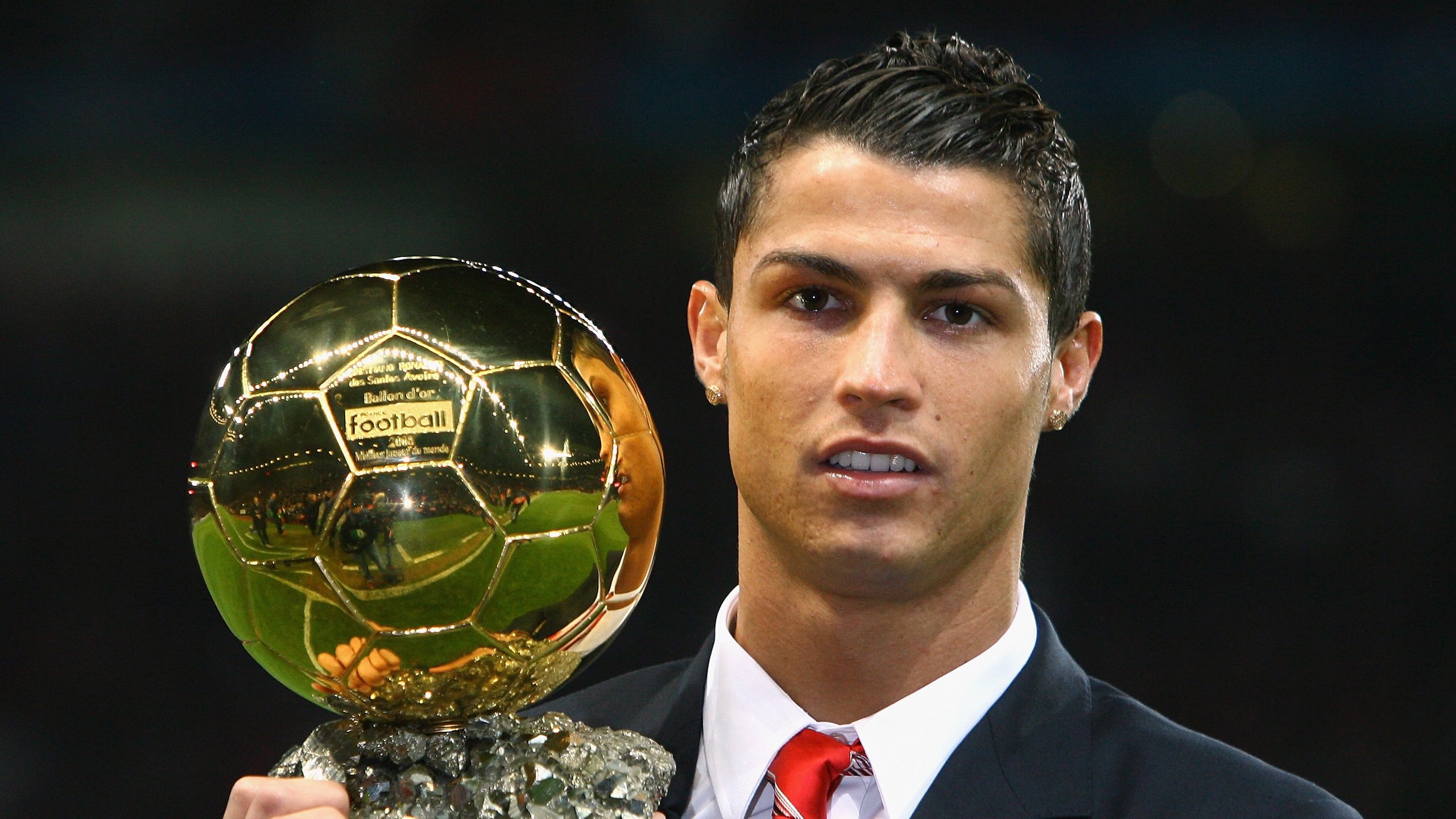 世俱杯分组-当伊拉克击溃马赛，一场足球赛如何成为全球文明的破壁时刻